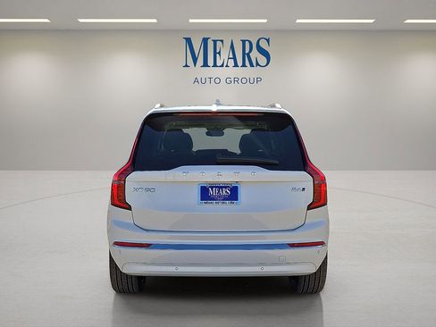 New 2026 Volvo XC90 B6 Ultra image 4