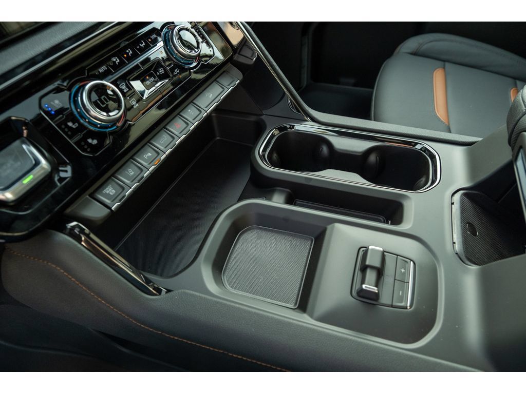 New 2026 GMC Sierra 2500 AT4 w/ AT4 Premium Plus Package AWD/4WD image 26