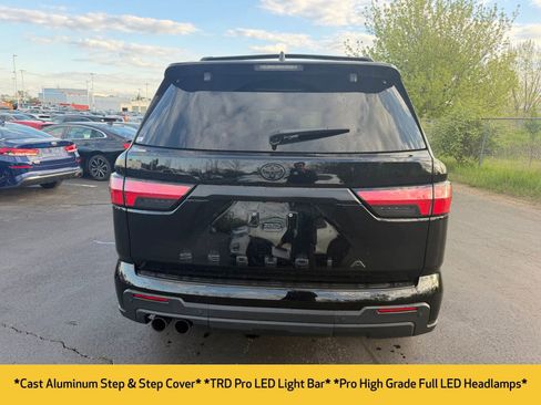 Used 2024 Toyota Sequoia TRD Pro AWD/4WD image 9
