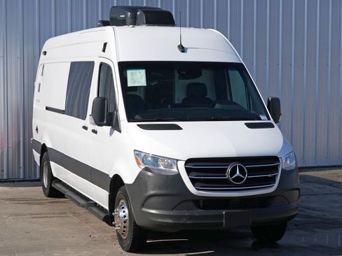 Used 2023 Mercedes-Benz Sprinter 3500 w/ Acoustic Package image 68