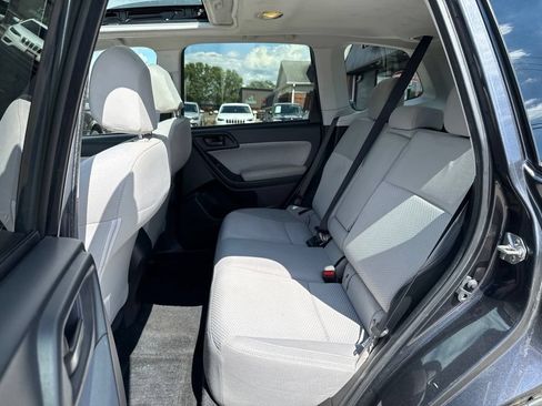 Used 2017 Subaru Forester 2.5i Premium w/ All-Weather Package AWD/4WD image 42