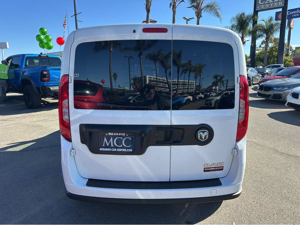 Used 2018 RAM ProMaster City Tradesman SLT FWD image 12