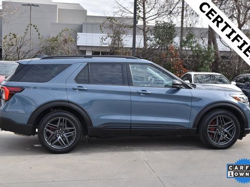 Certified 2025 Ford Explorer ST image 6