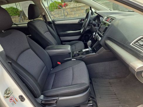 Used 2016 Subaru Outback 2.5i Premium AWD/4WD image 24