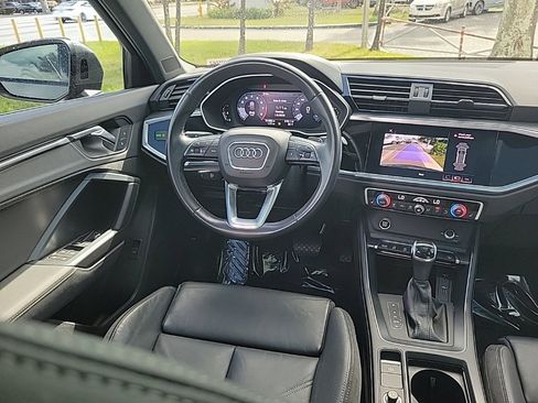 Used 2021 Audi Q3 2.0T Premium w/ Convenience Package image 10