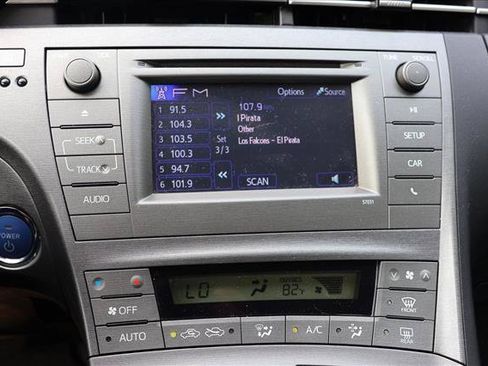 Used 2013 Toyota Prius Two FWD image 13