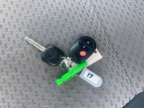 Used 2010 Toyota Tundra 2WD Double Cab image 29