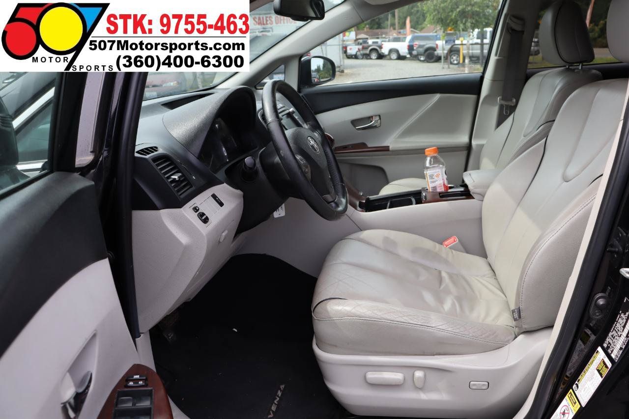 Used 2009 Toyota Venza AWD image 11