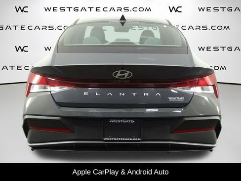 Used 2024 Hyundai Elantra SEL FWD image 7