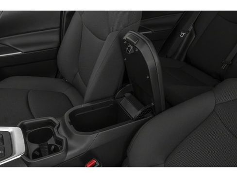 Certified 2019 Toyota RAV4 LE AWD/4WD image 9