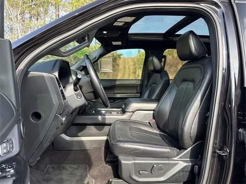 Used 2021 Ford Expedition Limited image 13