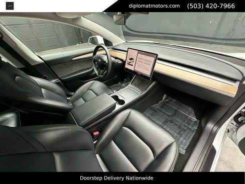 Used 2022 Tesla Model 3 image 19