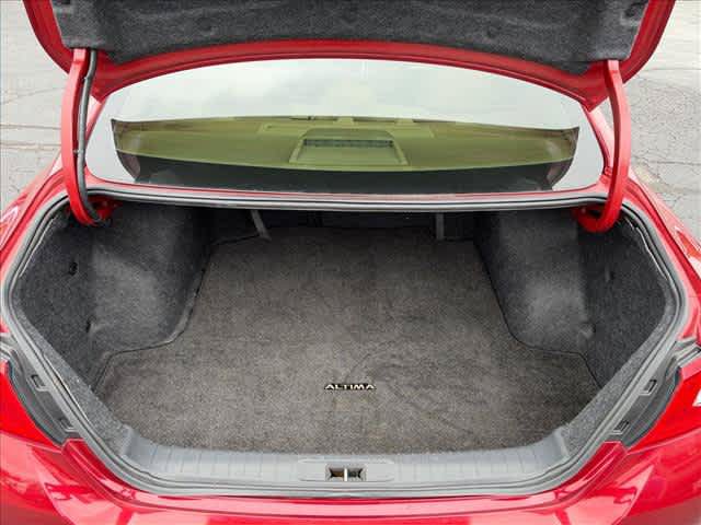 Used 2016 Nissan Altima 2.5 SL w/ 2.5 Technology w/LED Package FWD image 5