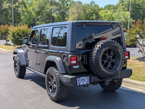Used 2022 Jeep Wrangler Unlimited Sport AWD/4WD image 7