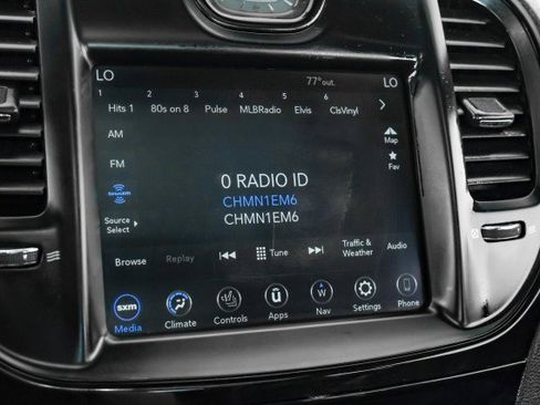 Used 2022 Chrysler 300 S image 25