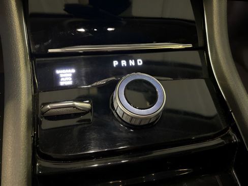 Used 2023 Jeep Grand Cherokee Limited image 14