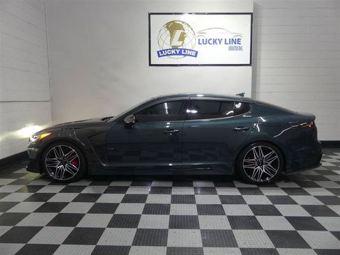 Used 2022 Kia Stinger GT2 AWD/4WD image 7