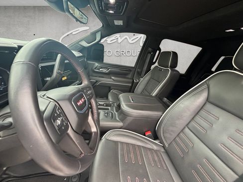Used 2024 GMC Sierra 2500 AT4X image 19