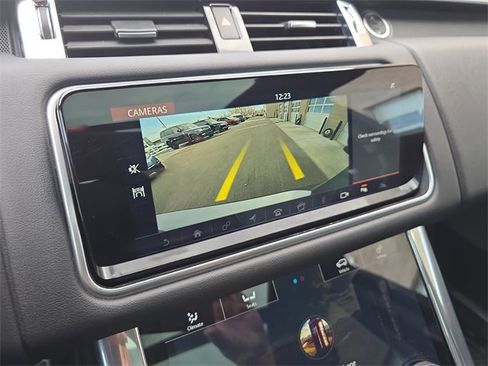 Used 2021 Land Rover Range Rover Sport HSE image 26