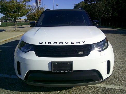 Used 2018 Land Rover Discovery HSE image 7