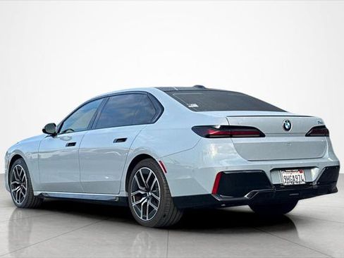 Used 2023 BMW 740i w/ Parking Assistance Package image 3