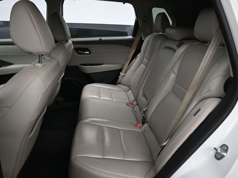 Used 2021 Nissan Rogue SL AWD/4WD image 11