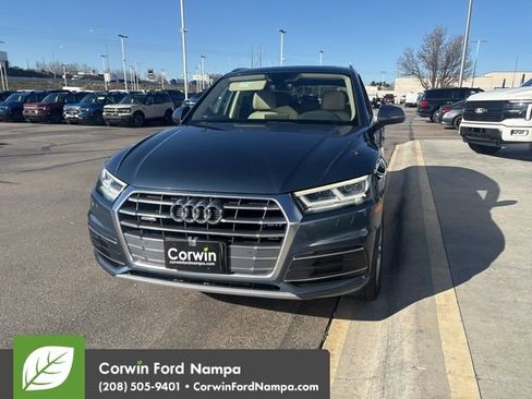 Used 2018 Audi Q5 2.0T Premium Plus w/ Premium Plus Package image 2
