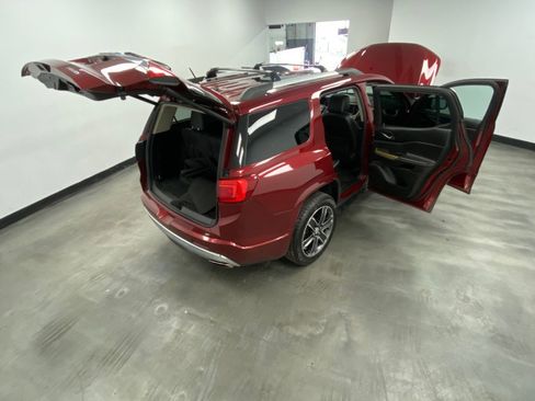 Used 2018 GMC Acadia Denali w/ Technology Package image 54