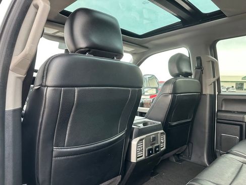 Used 2017 Ford F250 Lariat w/ Lariat Ultimate Package AWD/4WD image 22