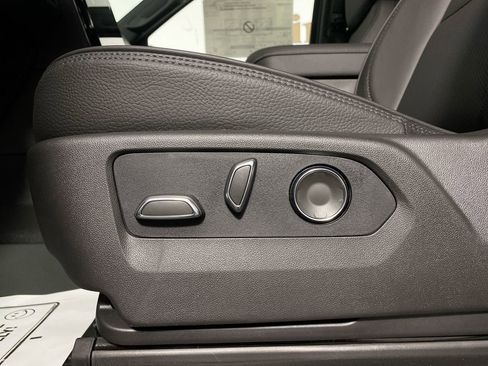 New 2026 GMC Yukon Denali w/ Sun & Power Step Package AWD/4WD image 12