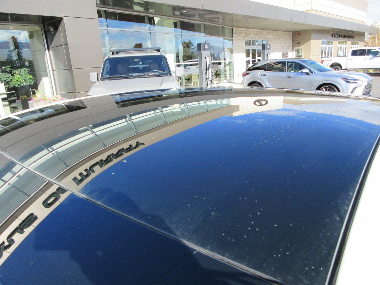 Used 2021 Tesla Model Y Long Range AWD/4WD image 17