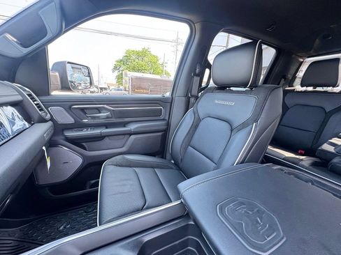 New 2026 RAM 1500 Laramie w/ Night Edition AWD/4WD image 15