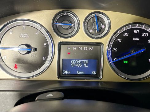 Used 2014 Cadillac Escalade Platinum image 39