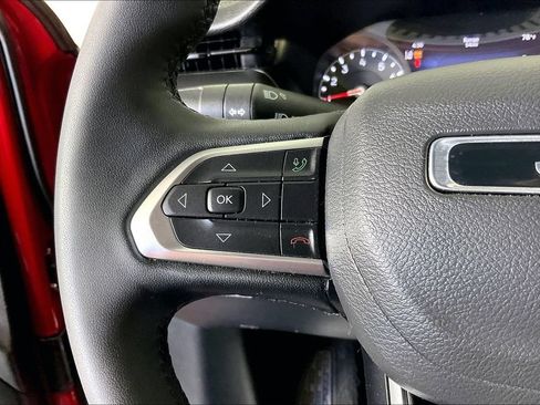 Used 2025 Jeep Compass Latitude w/ Altitude Special Edition AWD/4WD image 24