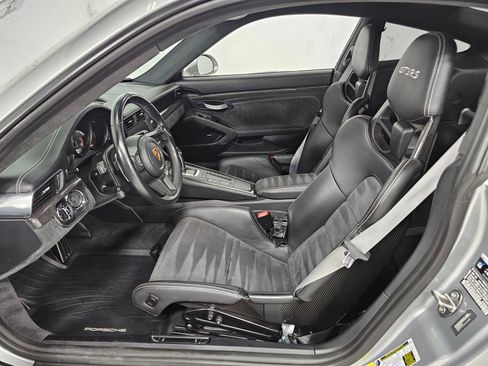 Used 2019 Porsche 911 GT3 RS RWD image 11