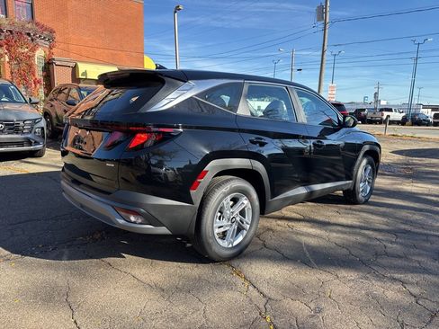 New 2026 Hyundai Tucson SE image 7