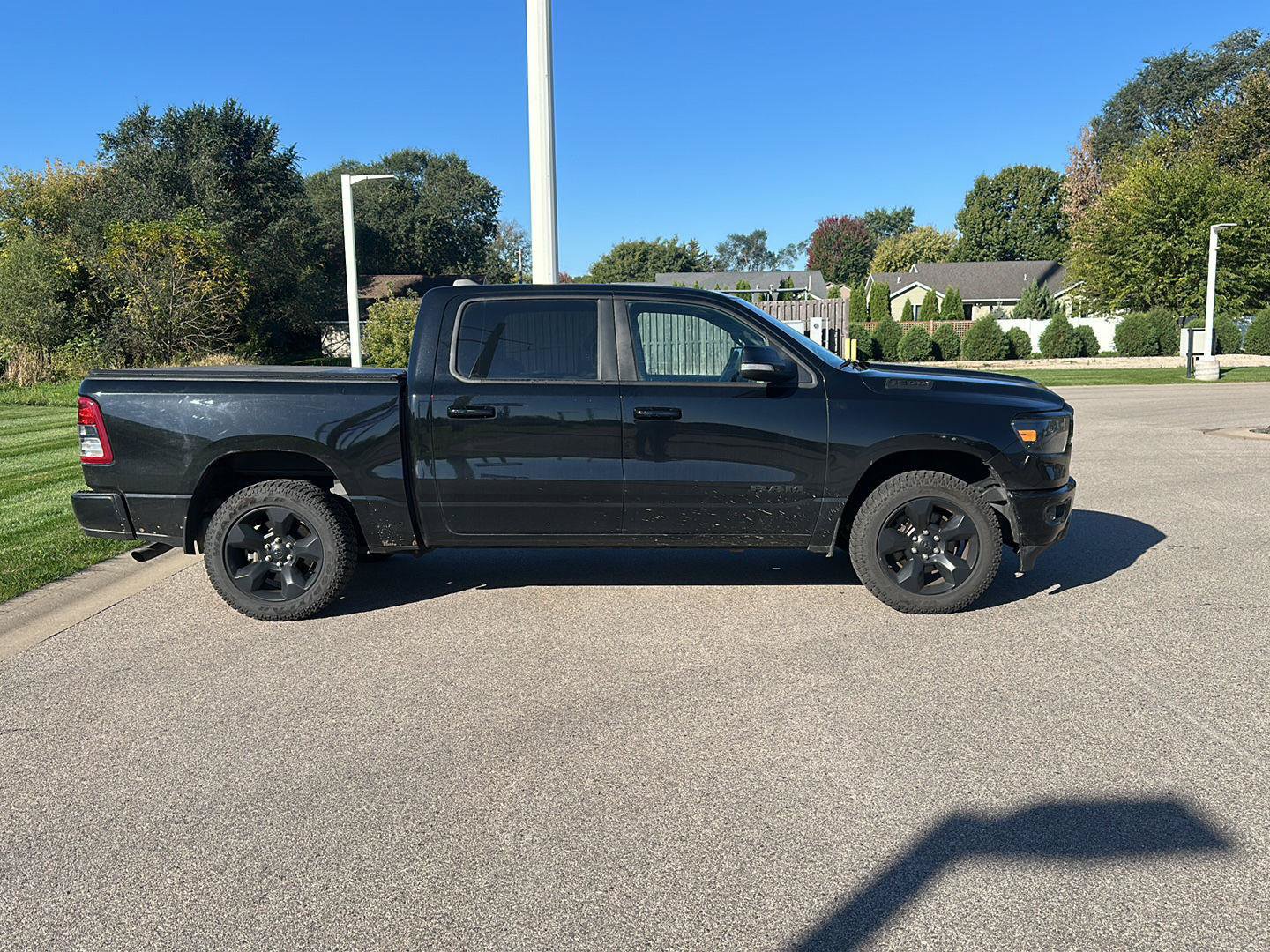 Used 2019 RAM 1500 Big Horn AWD/4WD image 2