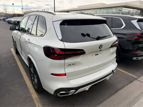New 2026 BMW X5 xDrive50e w/ Executive Package AWD/4WD image 2