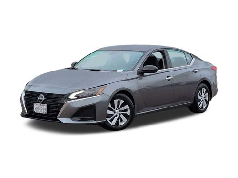 Used 2025 Nissan Altima 2.5 S image 1
