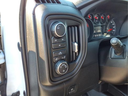 Used 2024 Chevrolet Silverado 2500 W/T w/ WT Convenience Package AWD/4WD image 17