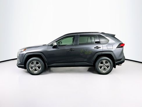 Used 2025 Toyota RAV4 XLE w/ Convenience Package FWD image 4