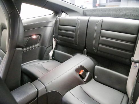 Certified 2025 Porsche 911 Carrera w/ Premium Package RWD image 22