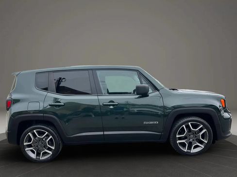 Used 2021 Jeep Renegade Sport FWD image 4