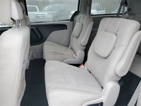 Used 2011 Chrysler Town & Country Touring image 25