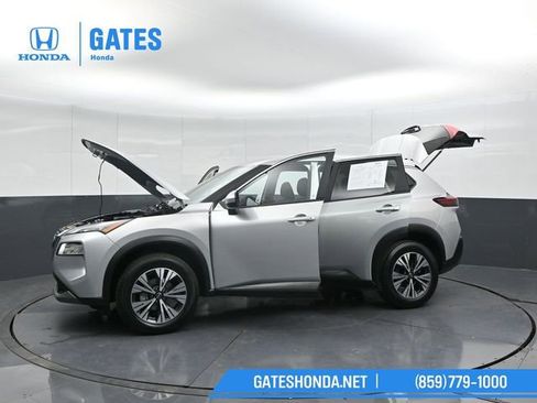 Used 2023 Nissan Rogue SV image 47