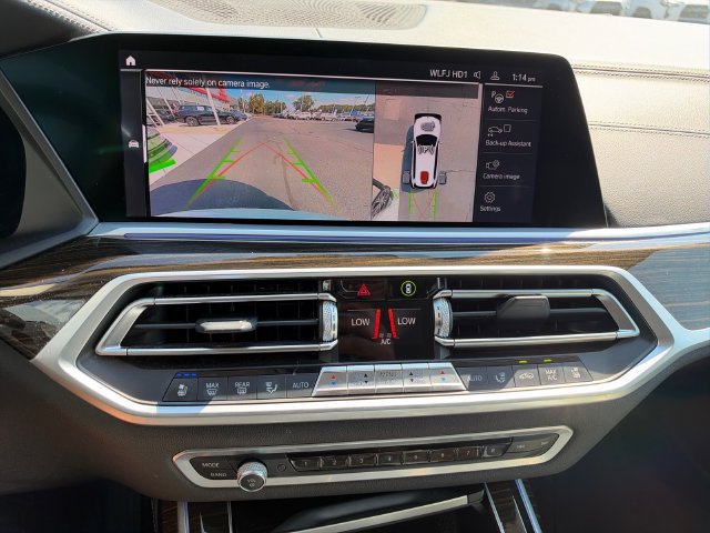Used 2020 BMW X7 xDrive40i w/ Premium Package AWD/4WD image 25