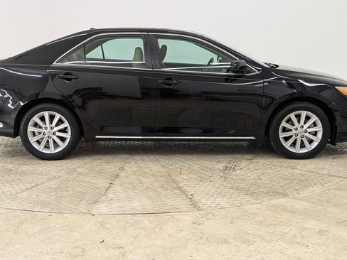 Used 2012 Toyota Camry XLE image 8