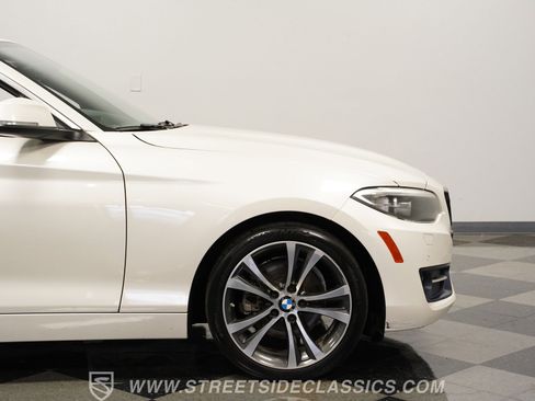 Used 2017 BMW 230i Convertible image 30