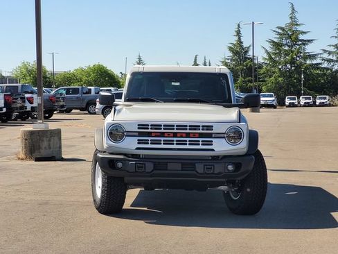 New 2026 Ford Bronco Heritage Edition AWD/4WD image 3