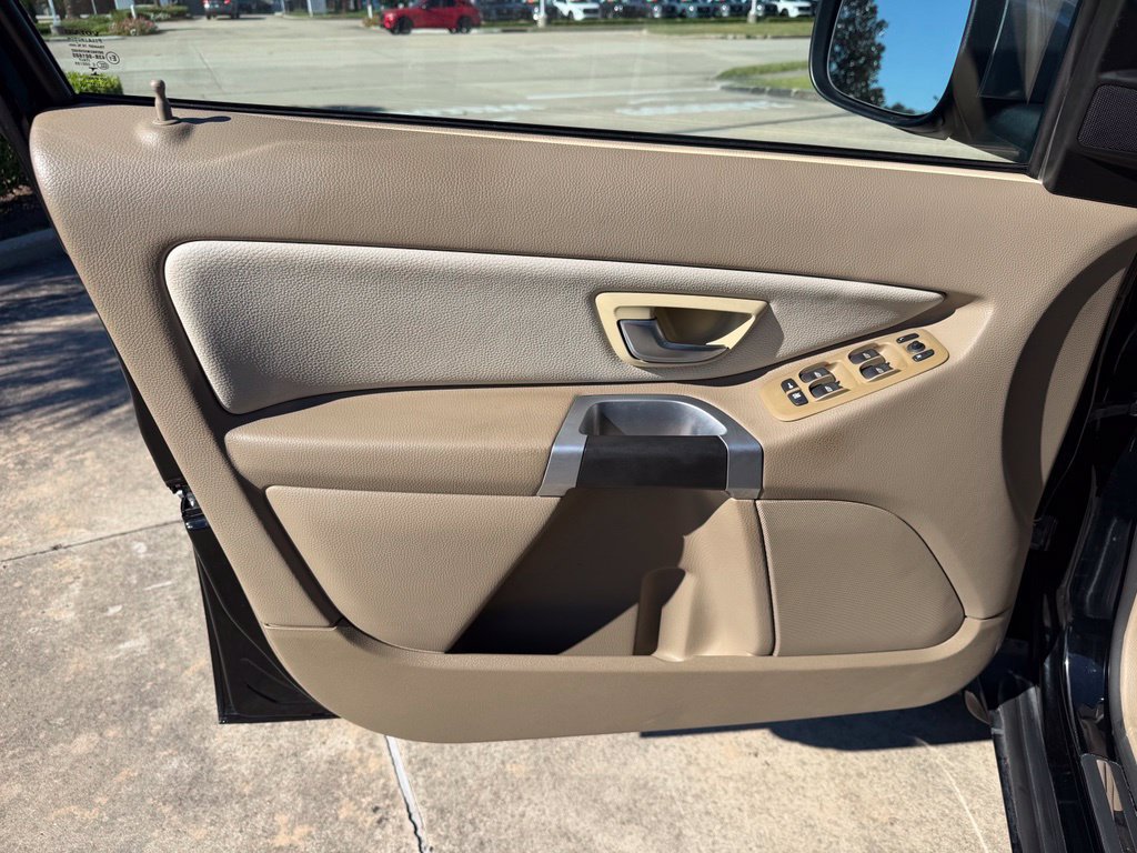 Used 2014 Volvo XC90 3.2 FWD image 12